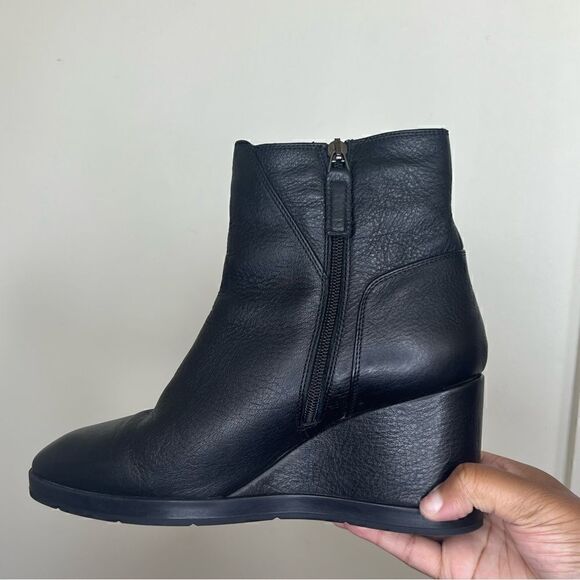 Aquatalia Black Weatherproof Judy Tumbled Calf Leather Wedge Heel Booties 9.5 - Picture 11 of 15